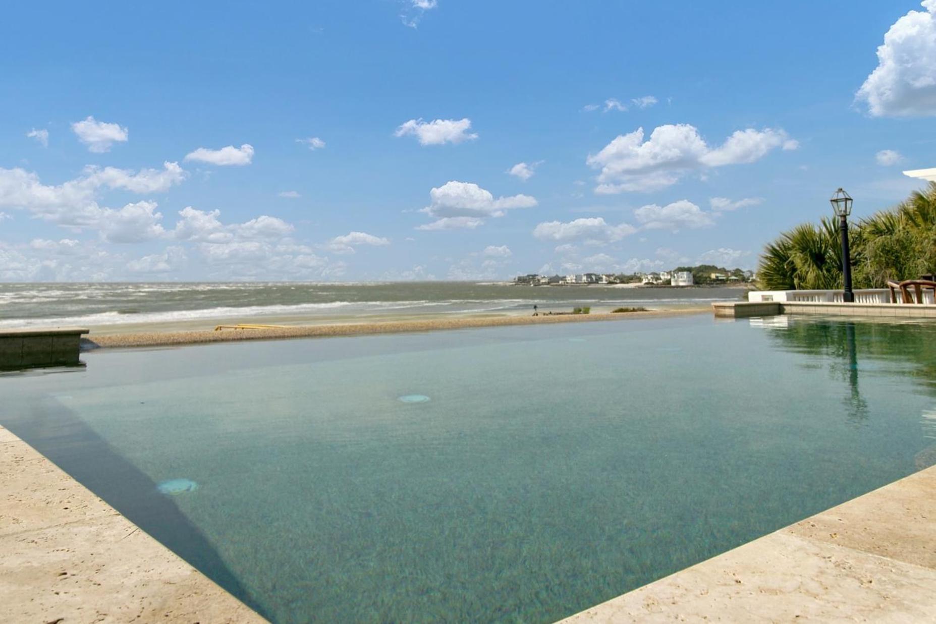 114 Ocean Boulevard By Avantstay Beachfront Putting Green Volleyball Court Infinity Pool Sullivans Island Exterior foto